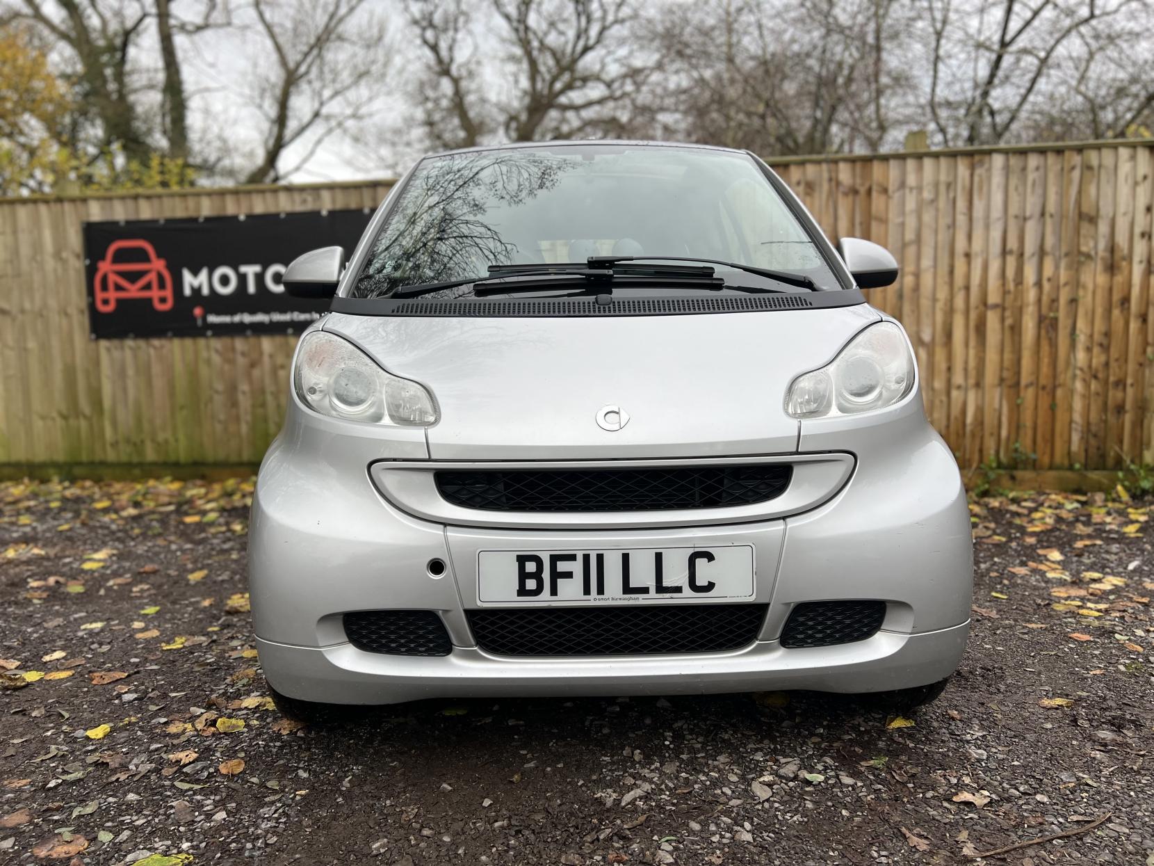 Smart fortwo 1.0 MHD Passion Coupe 2dr Petrol SoftTouch Euro 5 (s/s) (71 bhp)