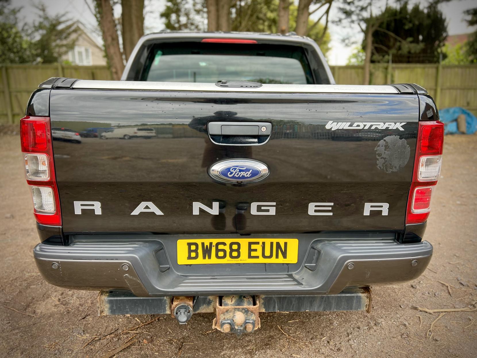 Ford Ranger 3.2 TDCi Wildtrak Pickup Double Cab 4dr Diesel Auto 4WD Euro 5 (200 ps)