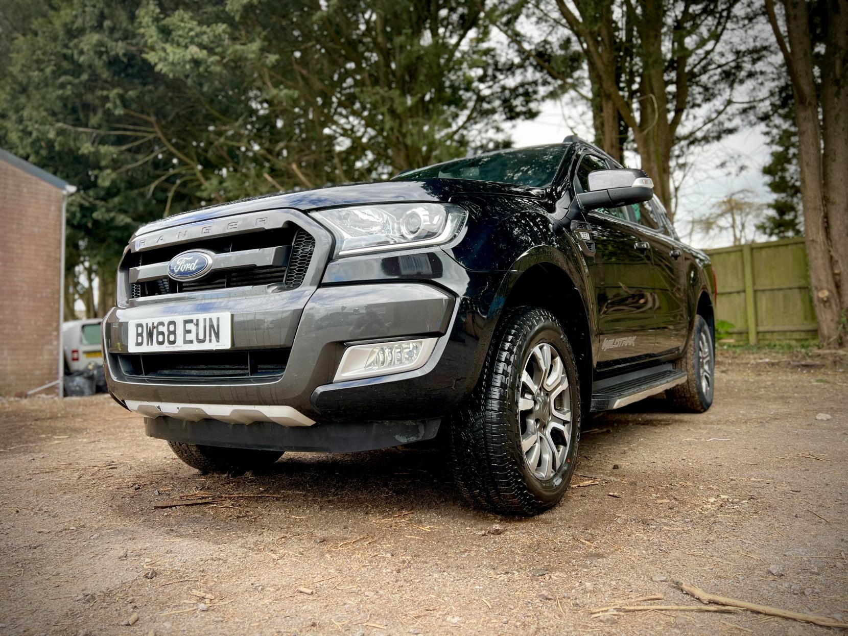 Ford Ranger 3.2 TDCi Wildtrak Pickup Double Cab 4dr Diesel Auto 4WD Euro 5 (200 ps)