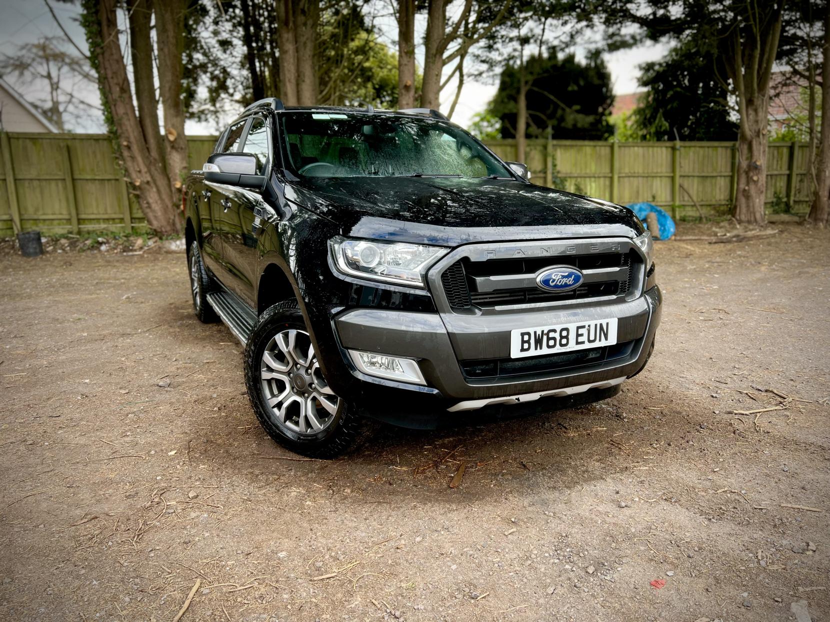 Ford Ranger 3.2 TDCi Wildtrak Pickup Double Cab 4dr Diesel Auto 4WD Euro 5 (200 ps)