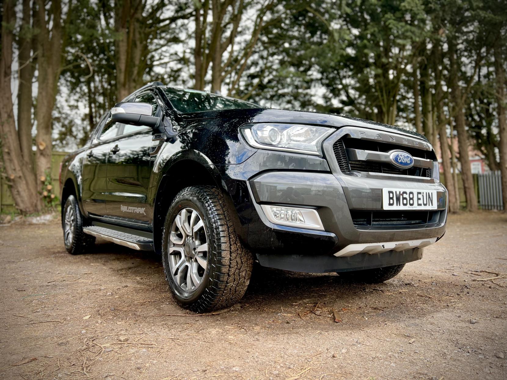 Ford Ranger 3.2 TDCi Wildtrak Pickup Double Cab 4dr Diesel Auto 4WD Euro 5 (200 ps)