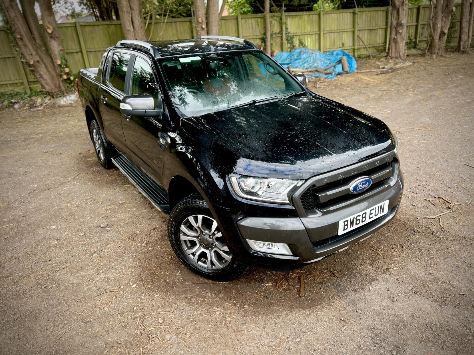 Ford Ranger 3.2 TDCi Wildtrak Pickup Double Cab 4dr Diesel Auto 4WD Euro 5 (200 ps)