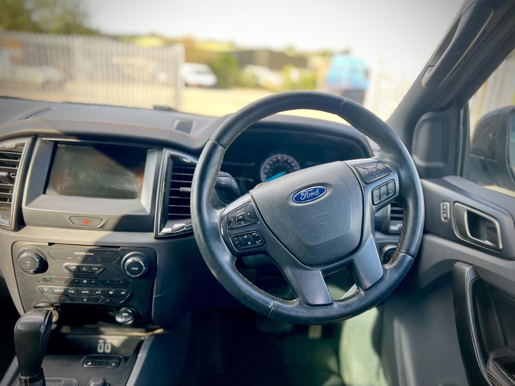 Ford Ranger 3.2 TDCi Wildtrak Pickup Double Cab 4dr Diesel Auto 4WD Euro 5 (200 ps)