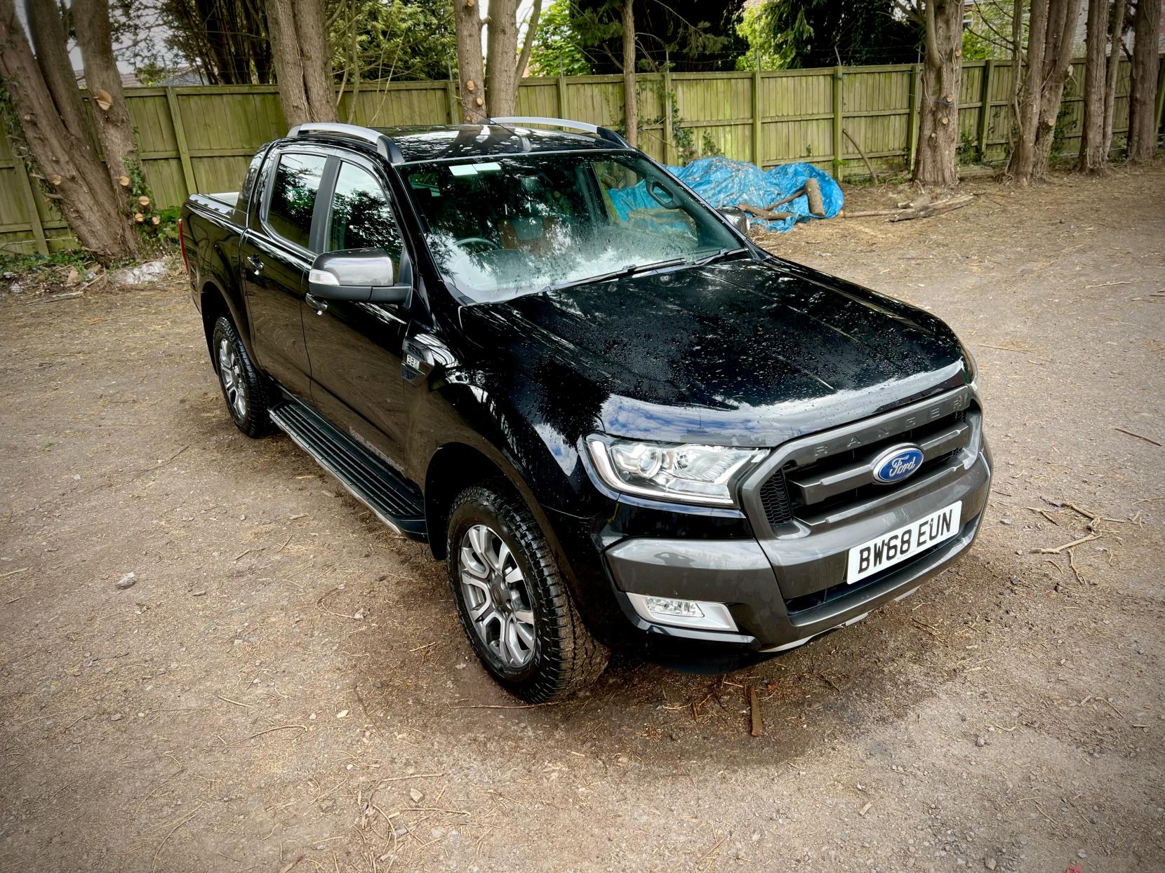 Ford Ranger 3.2 TDCi Wildtrak Pickup Double Cab 4dr Diesel Auto 4WD Euro 5 (200 ps)