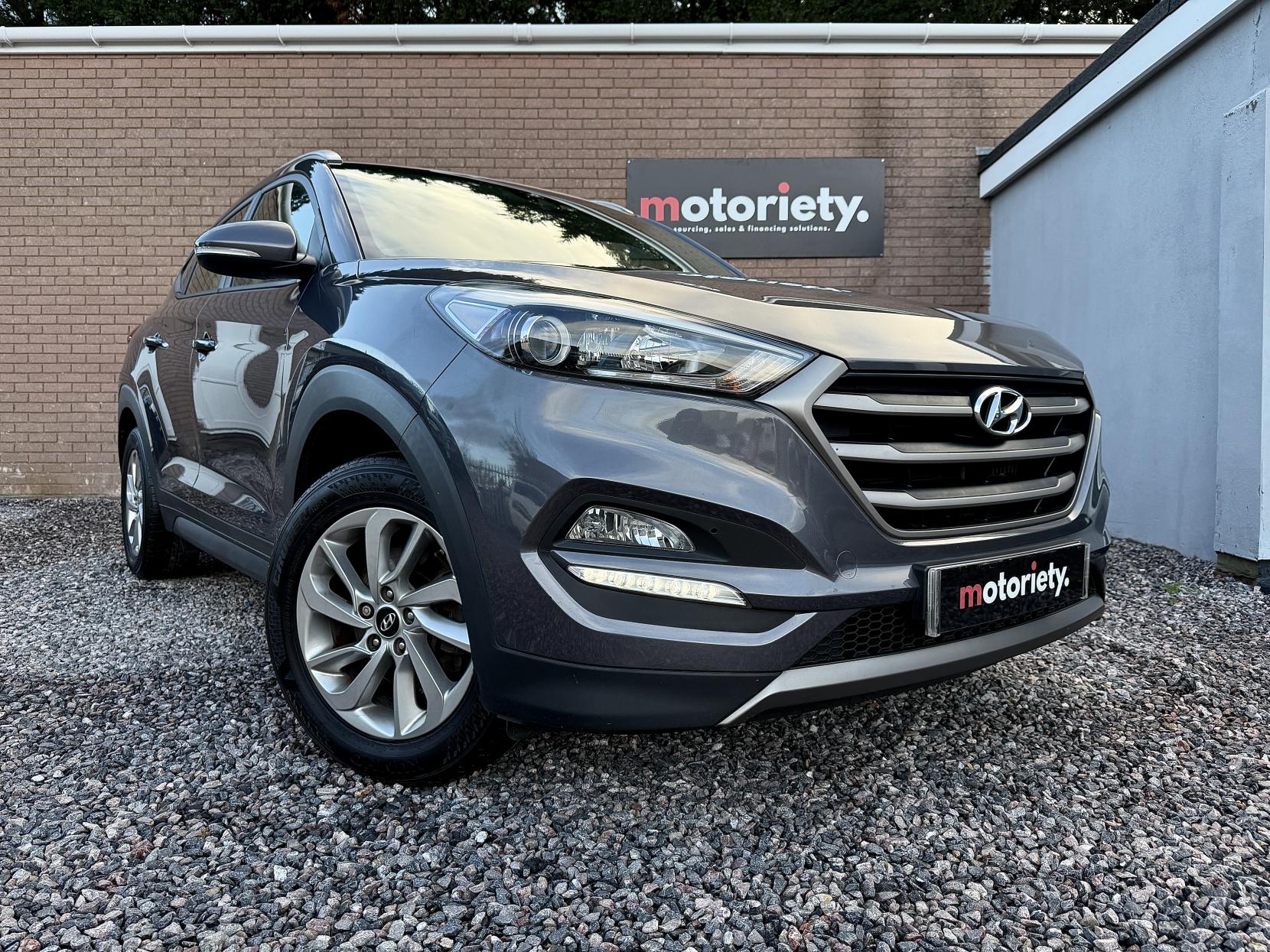 Hyundai TUCSON 1.7 CRDi Blue Drive SE SUV 5dr Diesel Manual Euro 6 (s/s) (116 ps)