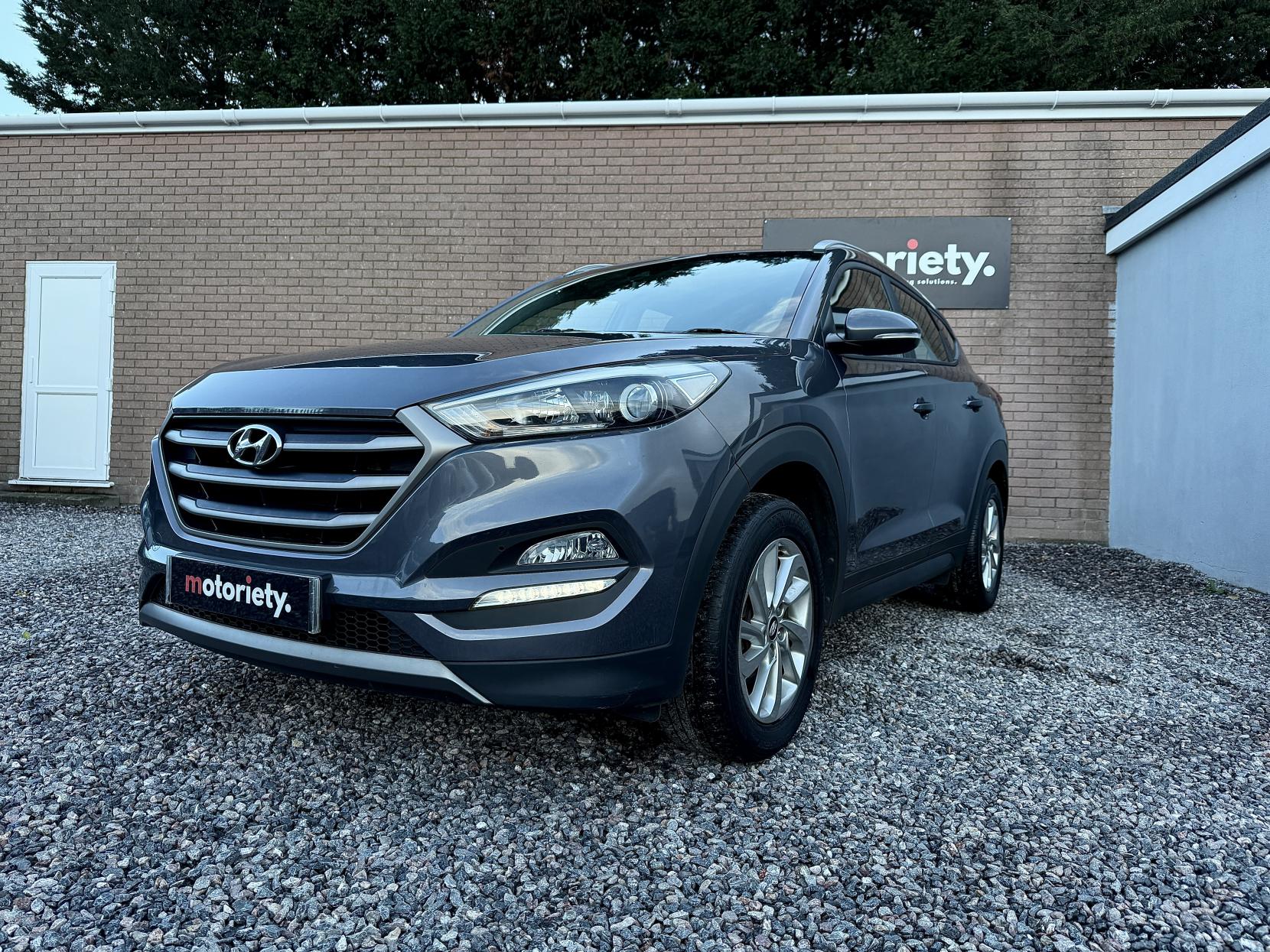 Hyundai TUCSON 1.7 CRDi Blue Drive SE SUV 5dr Diesel Manual Euro 6 (s/s) (116 ps)