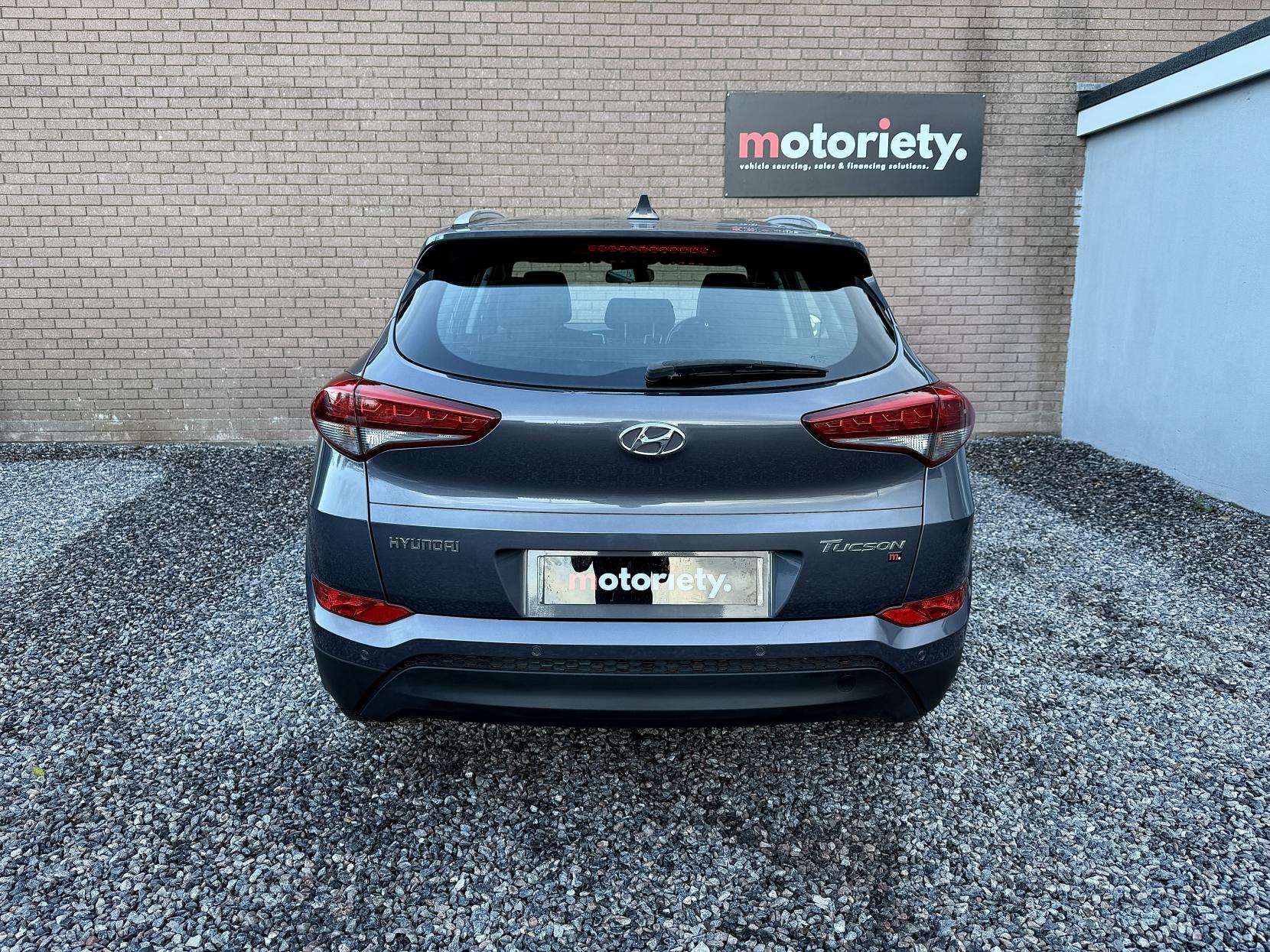 Hyundai TUCSON 1.7 CRDi Blue Drive SE SUV 5dr Diesel Manual Euro 6 (s/s) (116 ps)