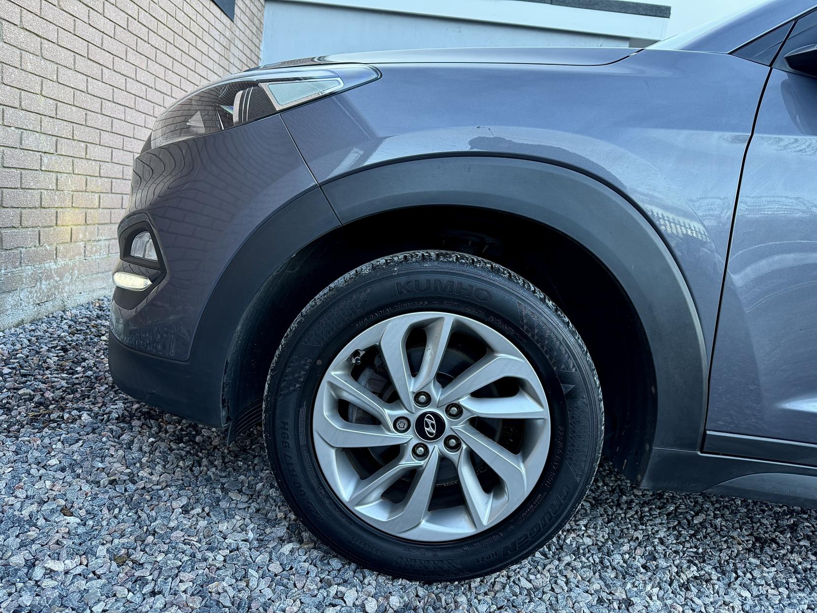 Hyundai TUCSON 1.7 CRDi Blue Drive SE SUV 5dr Diesel Manual Euro 6 (s/s) (116 ps)