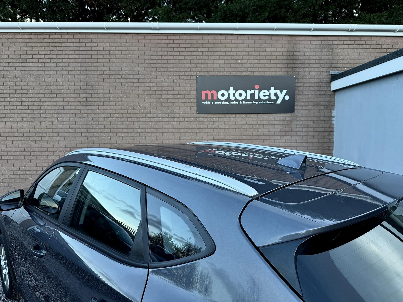 Hyundai TUCSON 1.7 CRDi Blue Drive SE SUV 5dr Diesel Manual Euro 6 (s/s) (116 ps)