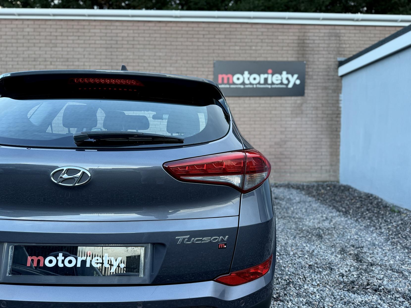 Hyundai TUCSON 1.7 CRDi Blue Drive SE SUV 5dr Diesel Manual Euro 6 (s/s) (116 ps)