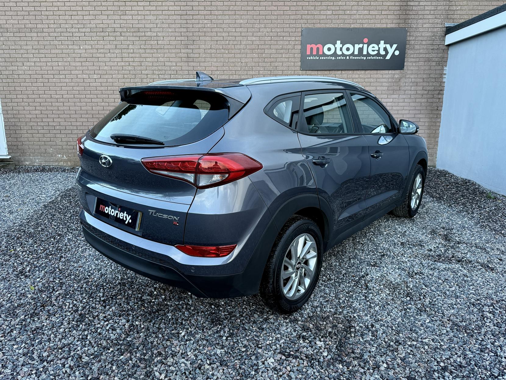 Hyundai TUCSON 1.7 CRDi Blue Drive SE SUV 5dr Diesel Manual Euro 6 (s/s) (116 ps)