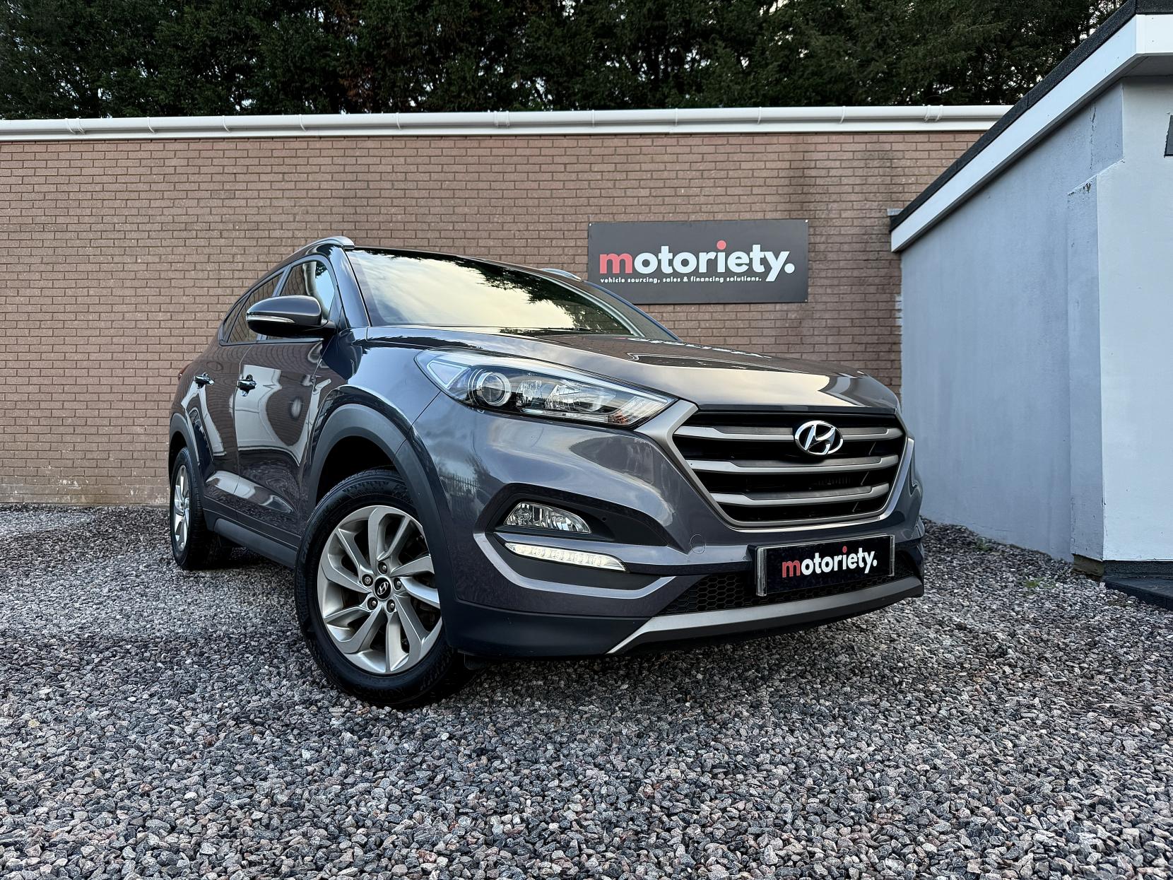 Hyundai TUCSON 1.7 CRDi Blue Drive SE SUV 5dr Diesel Manual Euro 6 (s/s) (116 ps)