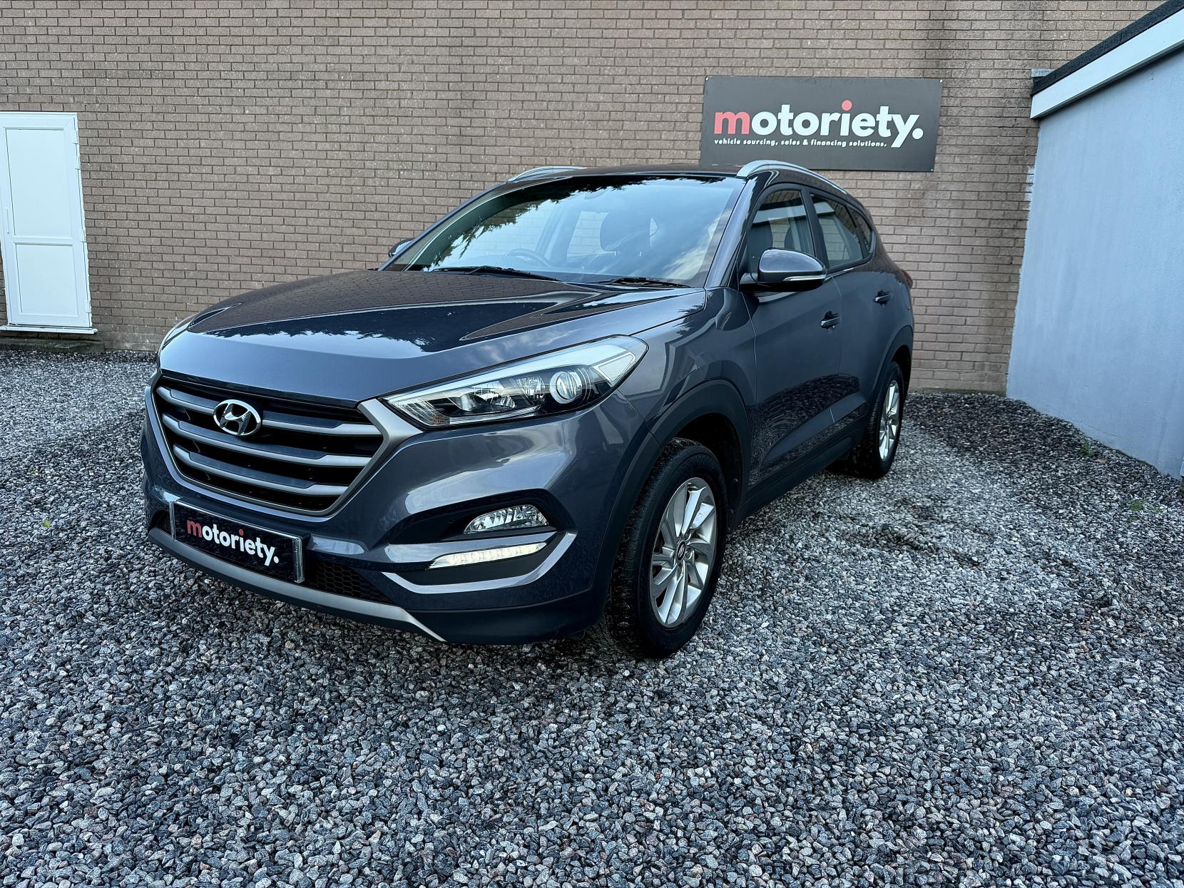 Hyundai TUCSON 1.7 CRDi Blue Drive SE SUV 5dr Diesel Manual Euro 6 (s/s) (116 ps)