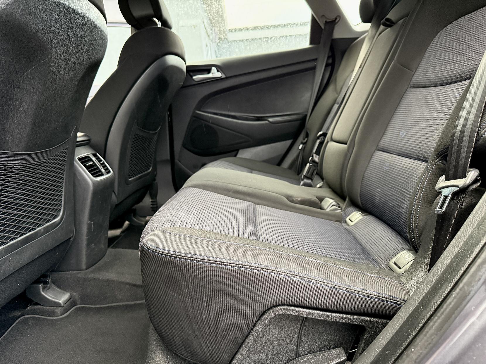 Hyundai TUCSON 1.7 CRDi Blue Drive SE SUV 5dr Diesel Manual Euro 6 (s/s) (116 ps)