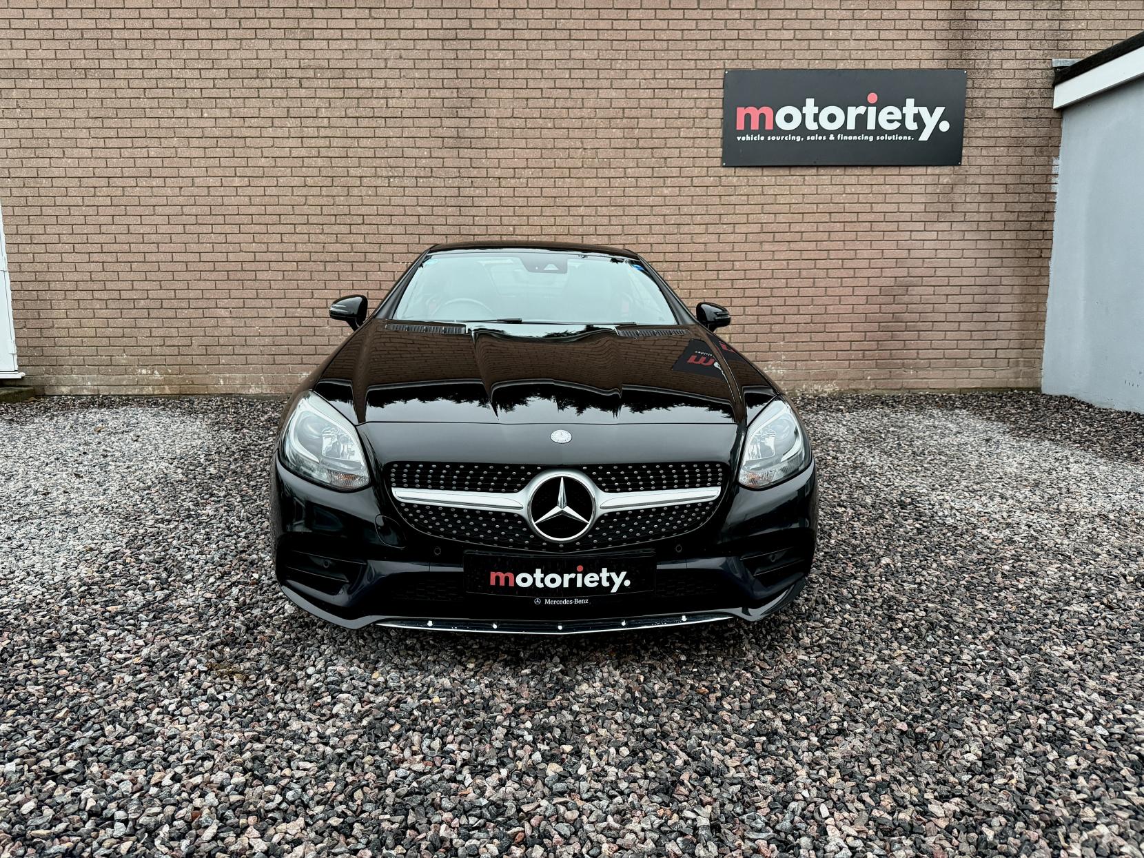 Mercedes-Benz SLC 2.1 SLC250d AMG Line Convertible 2dr Diesel G-Tronic Euro 6 (s/s) (204 ps)