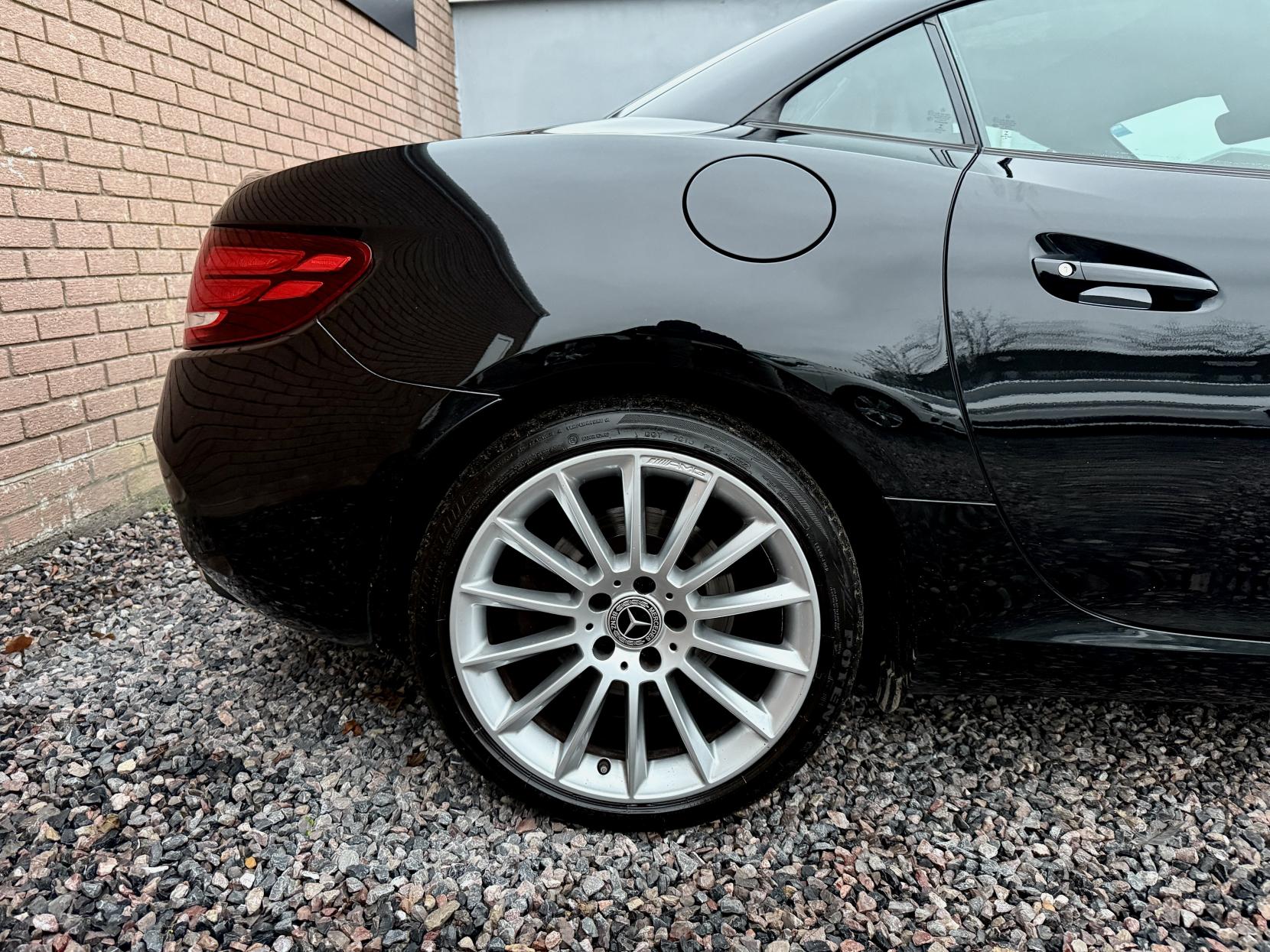 Mercedes-Benz SLC 2.1 SLC250d AMG Line Convertible 2dr Diesel G-Tronic Euro 6 (s/s) (204 ps)