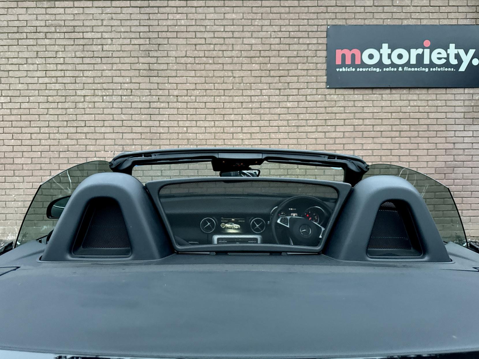 Mercedes-Benz SLC 2.1 SLC250d AMG Line Convertible 2dr Diesel G-Tronic Euro 6 (s/s) (204 ps)