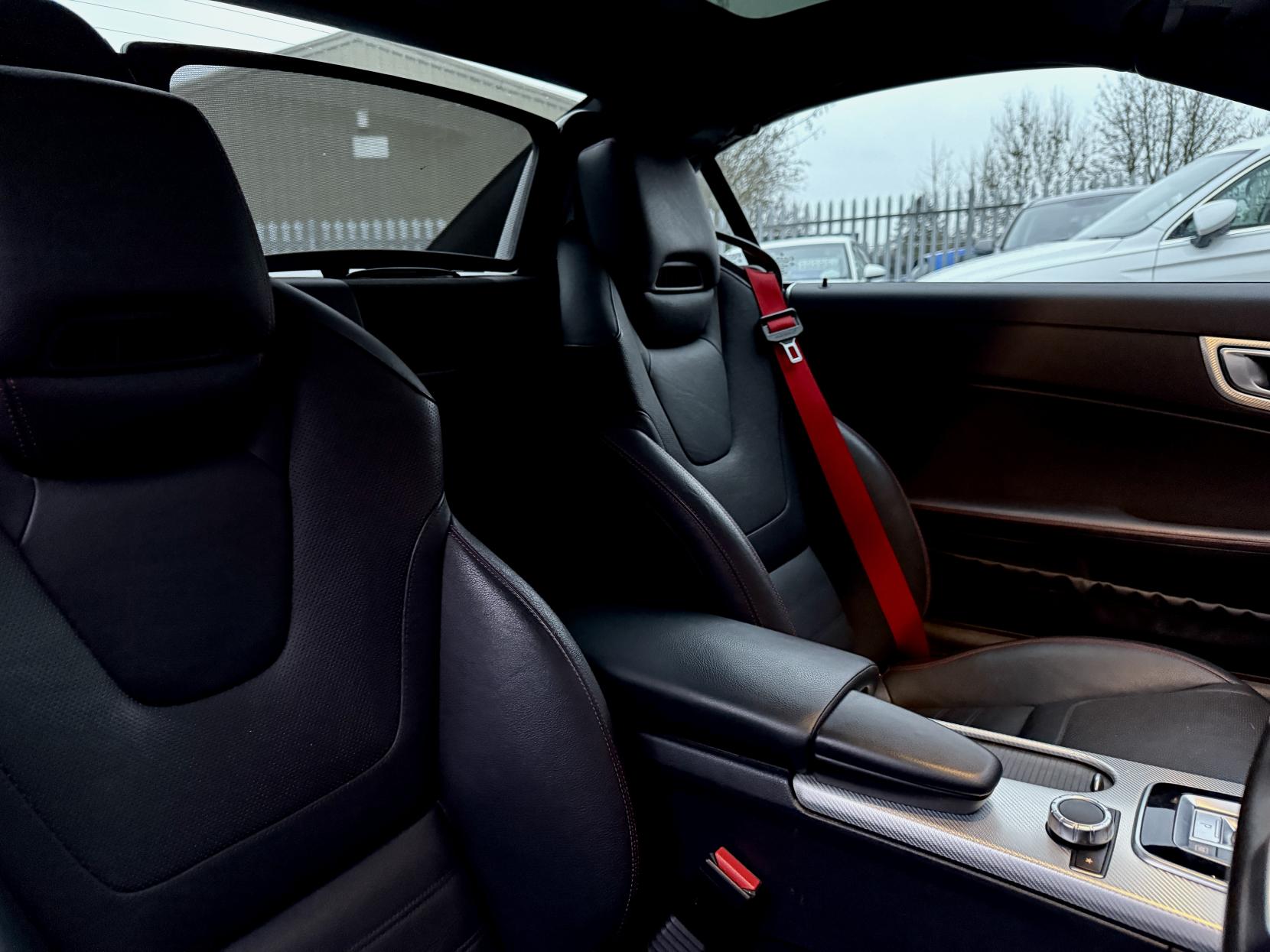 Mercedes-Benz SLC 2.1 SLC250d AMG Line Convertible 2dr Diesel G-Tronic Euro 6 (s/s) (204 ps)