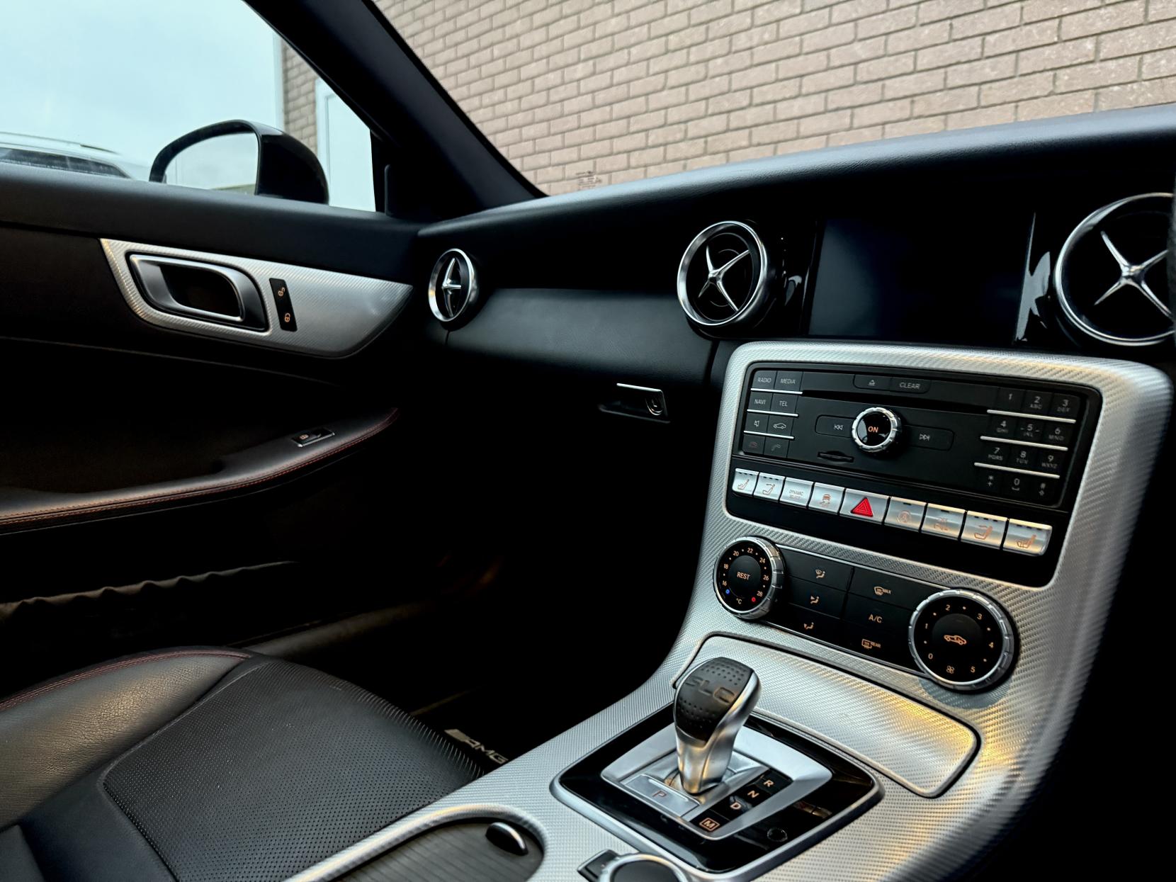 Mercedes-Benz SLC 2.1 SLC250d AMG Line Convertible 2dr Diesel G-Tronic Euro 6 (s/s) (204 ps)