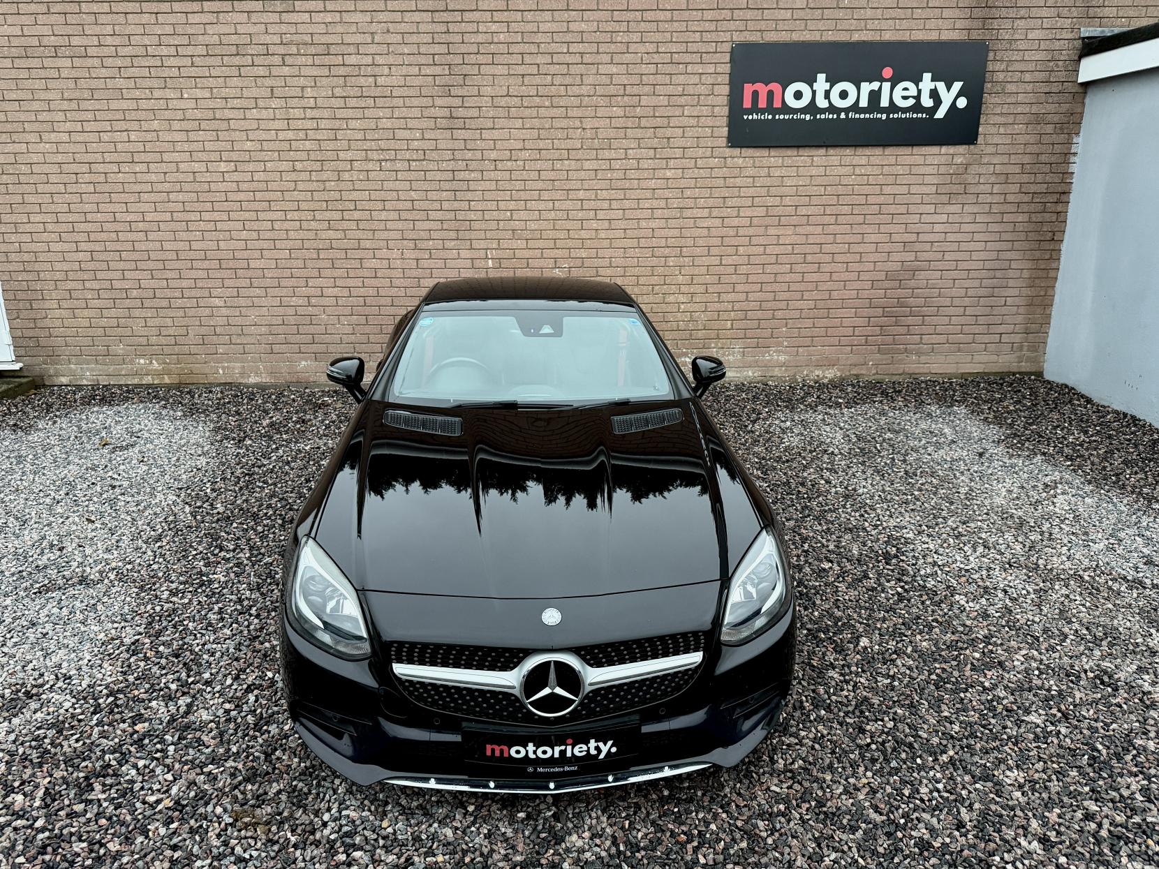 Mercedes-Benz SLC 2.1 SLC250d AMG Line Convertible 2dr Diesel G-Tronic Euro 6 (s/s) (204 ps)