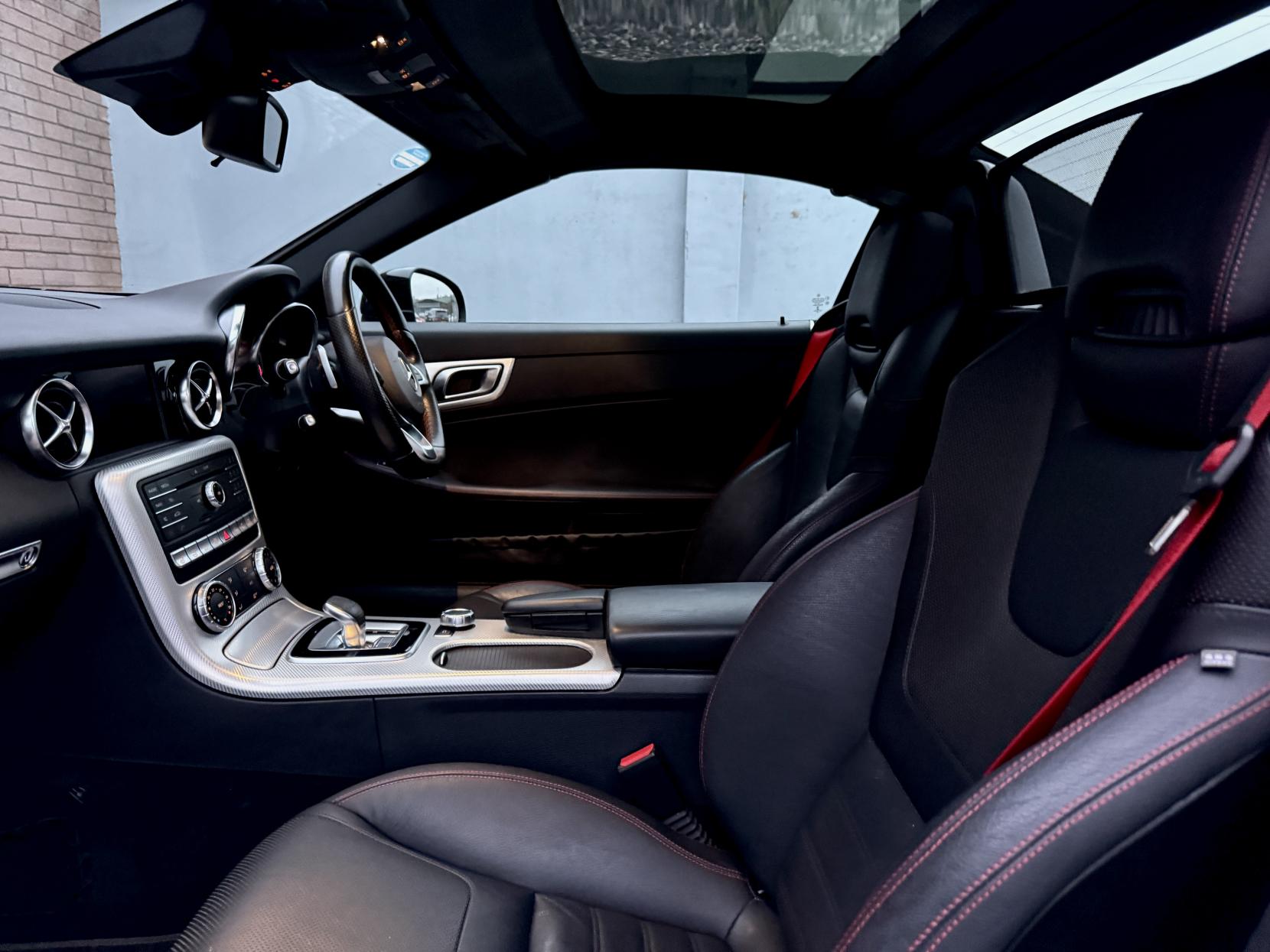 Mercedes-Benz SLC 2.1 SLC250d AMG Line Convertible 2dr Diesel G-Tronic Euro 6 (s/s) (204 ps)