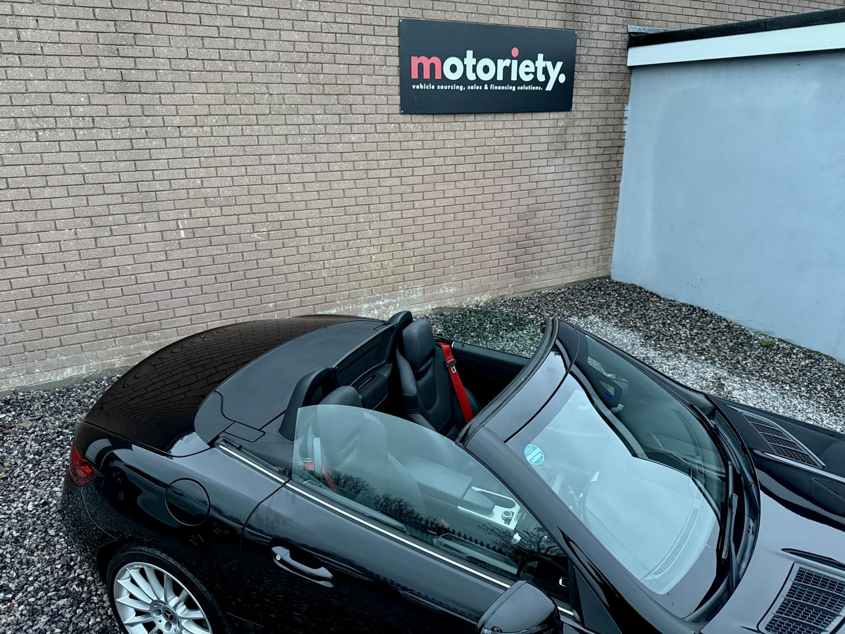 Mercedes-Benz SLC 2.1 SLC250d AMG Line Convertible 2dr Diesel G-Tronic Euro 6 (s/s) (204 ps)