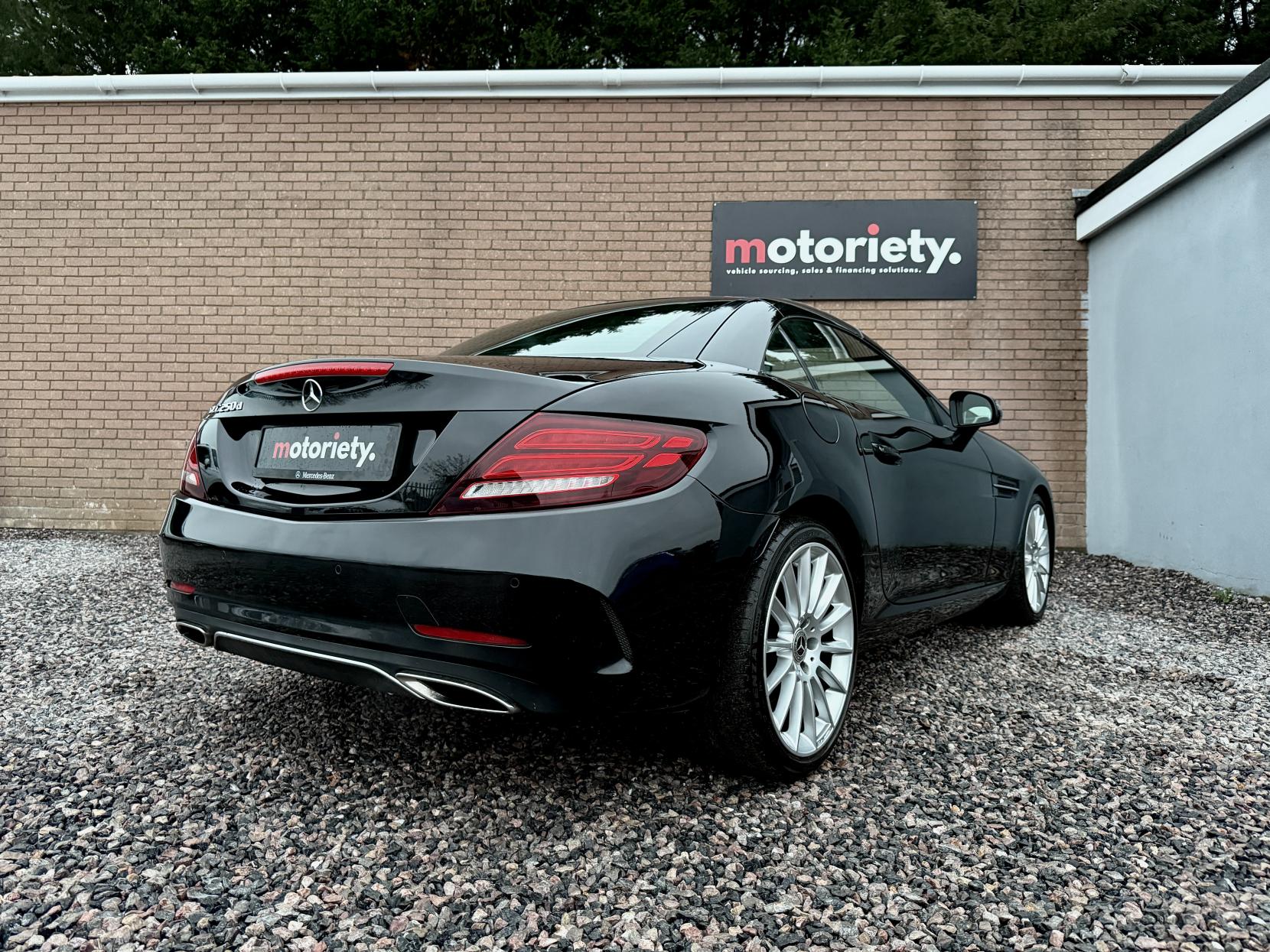 Mercedes-Benz SLC 2.1 SLC250d AMG Line Convertible 2dr Diesel G-Tronic Euro 6 (s/s) (204 ps)