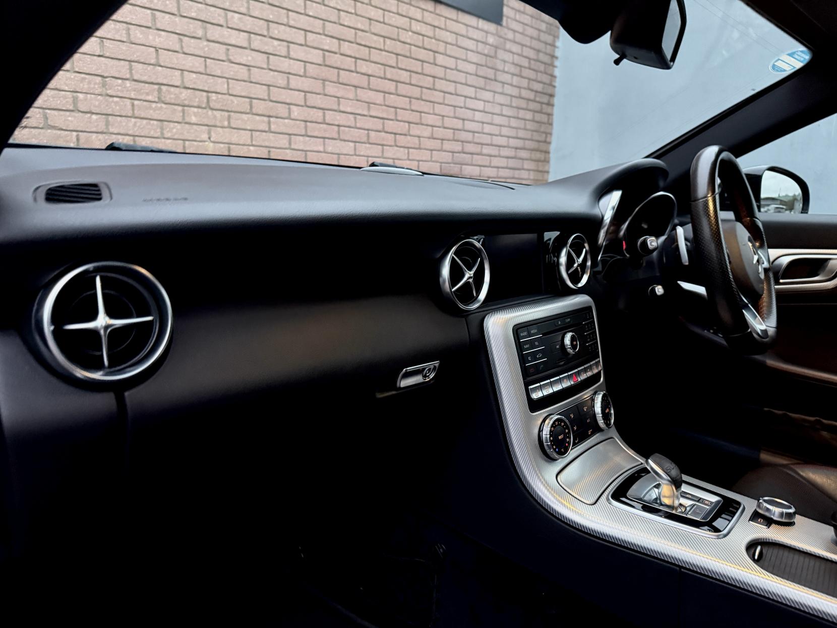 Mercedes-Benz SLC 2.1 SLC250d AMG Line Convertible 2dr Diesel G-Tronic Euro 6 (s/s) (204 ps)