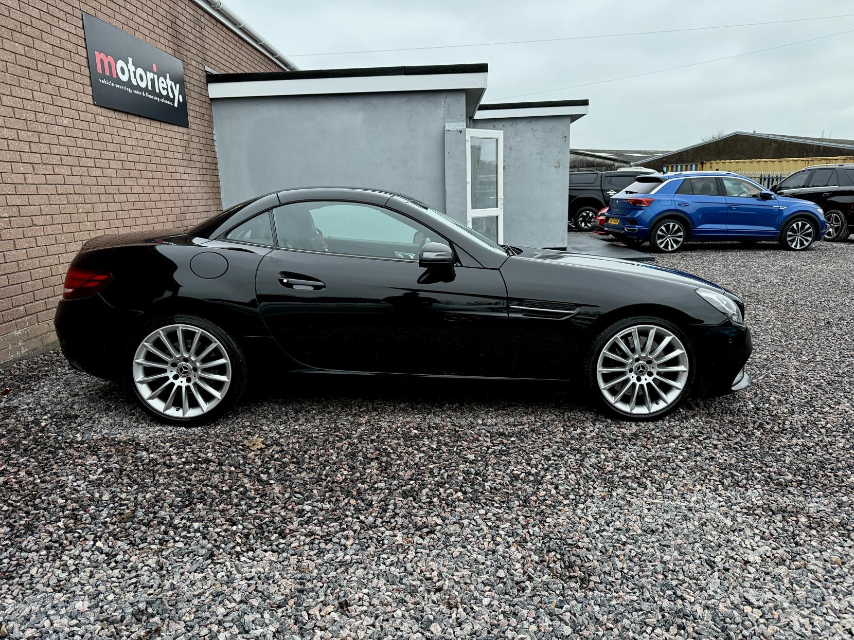 Mercedes-Benz SLC 2.1 SLC250d AMG Line Convertible 2dr Diesel G-Tronic Euro 6 (s/s) (204 ps)