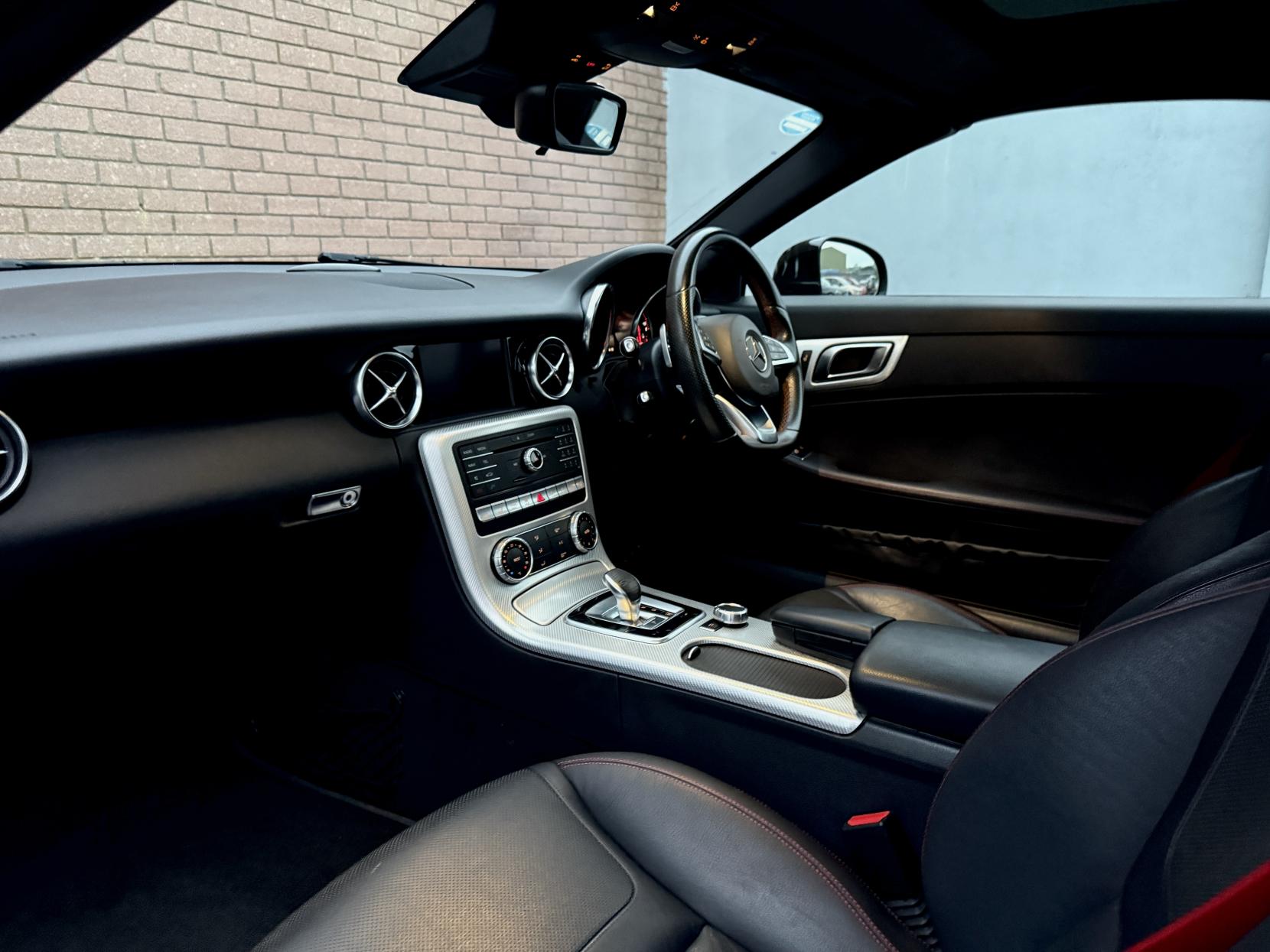 Mercedes-Benz SLC 2.1 SLC250d AMG Line Convertible 2dr Diesel G-Tronic Euro 6 (s/s) (204 ps)