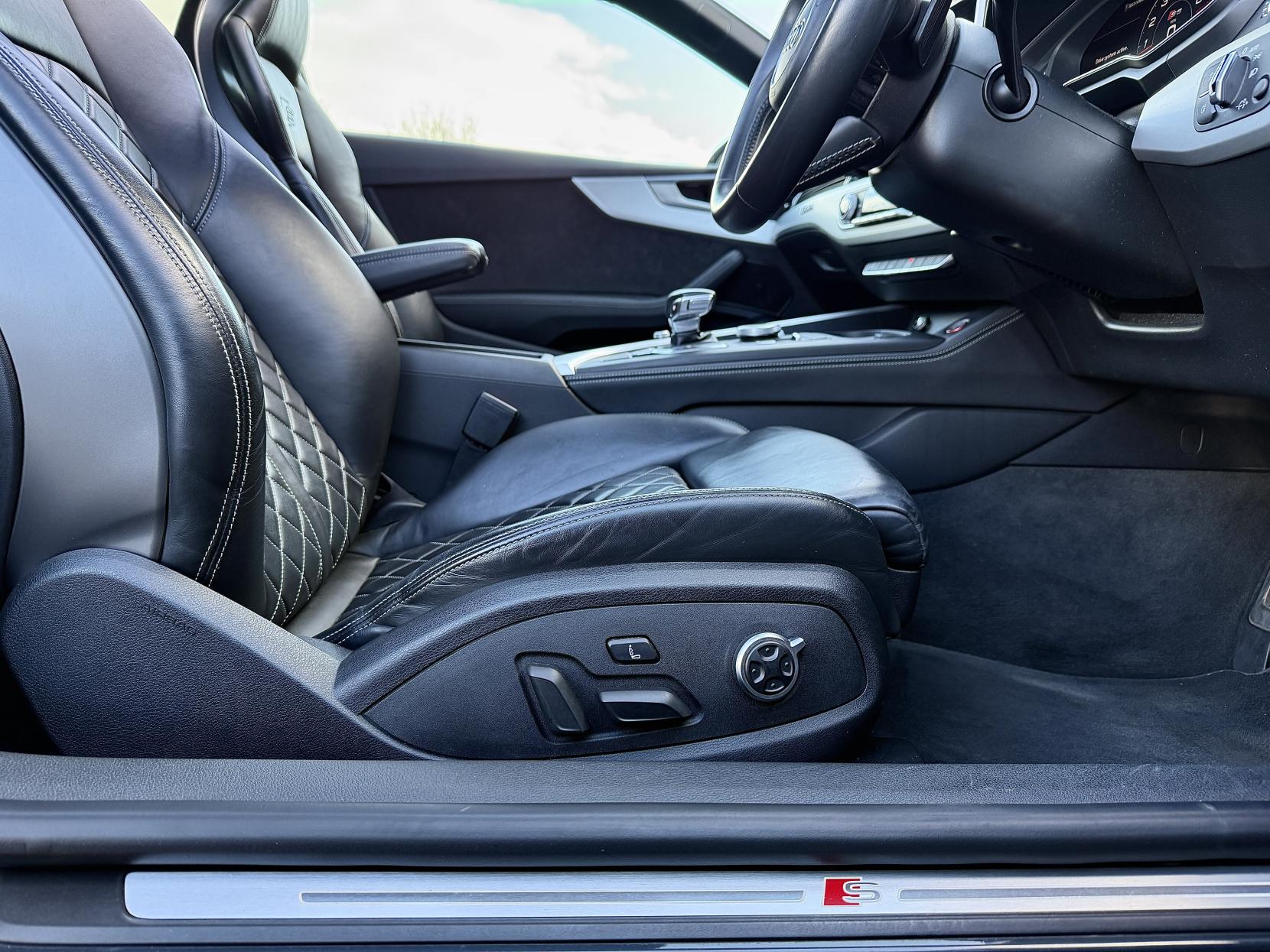 Audi S5 3.0 TFSI V6 Coupe 2dr Petrol Tiptronic quattro Euro 6 (s/s) (354 ps)