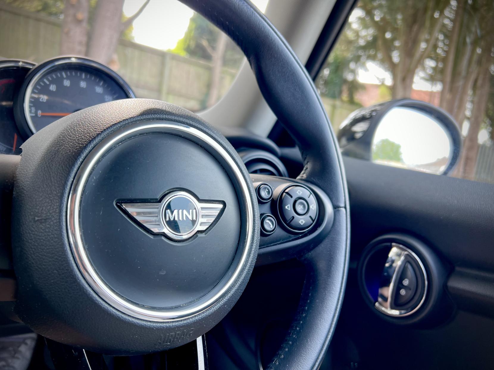 MINI Hatch 1.5 Cooper Hatchback 3dr Petrol Manual Euro 6 (s/s) (136 ps)