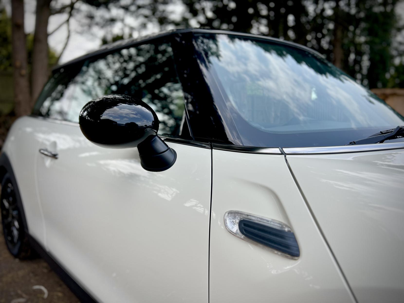 MINI Hatch 1.5 Cooper Hatchback 3dr Petrol Manual Euro 6 (s/s) (136 ps)