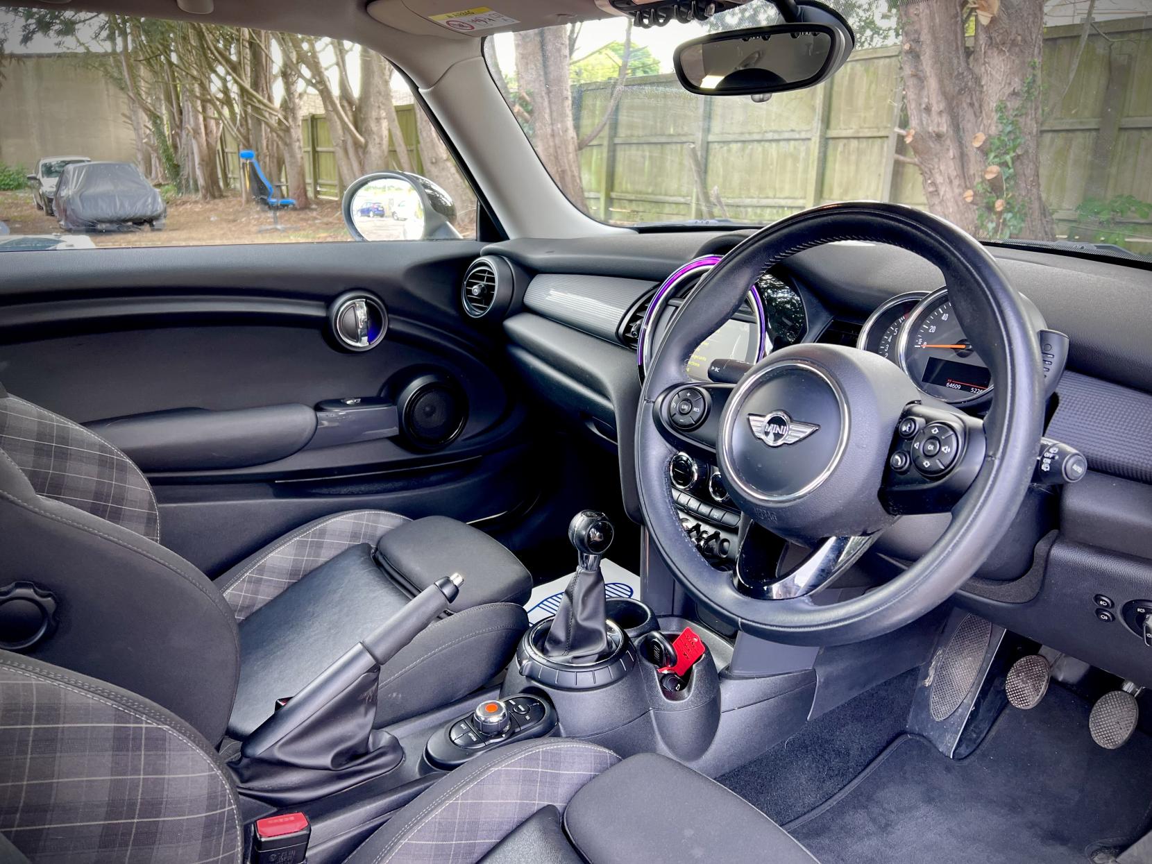 MINI Hatch 1.5 Cooper Hatchback 3dr Petrol Manual Euro 6 (s/s) (136 ps)