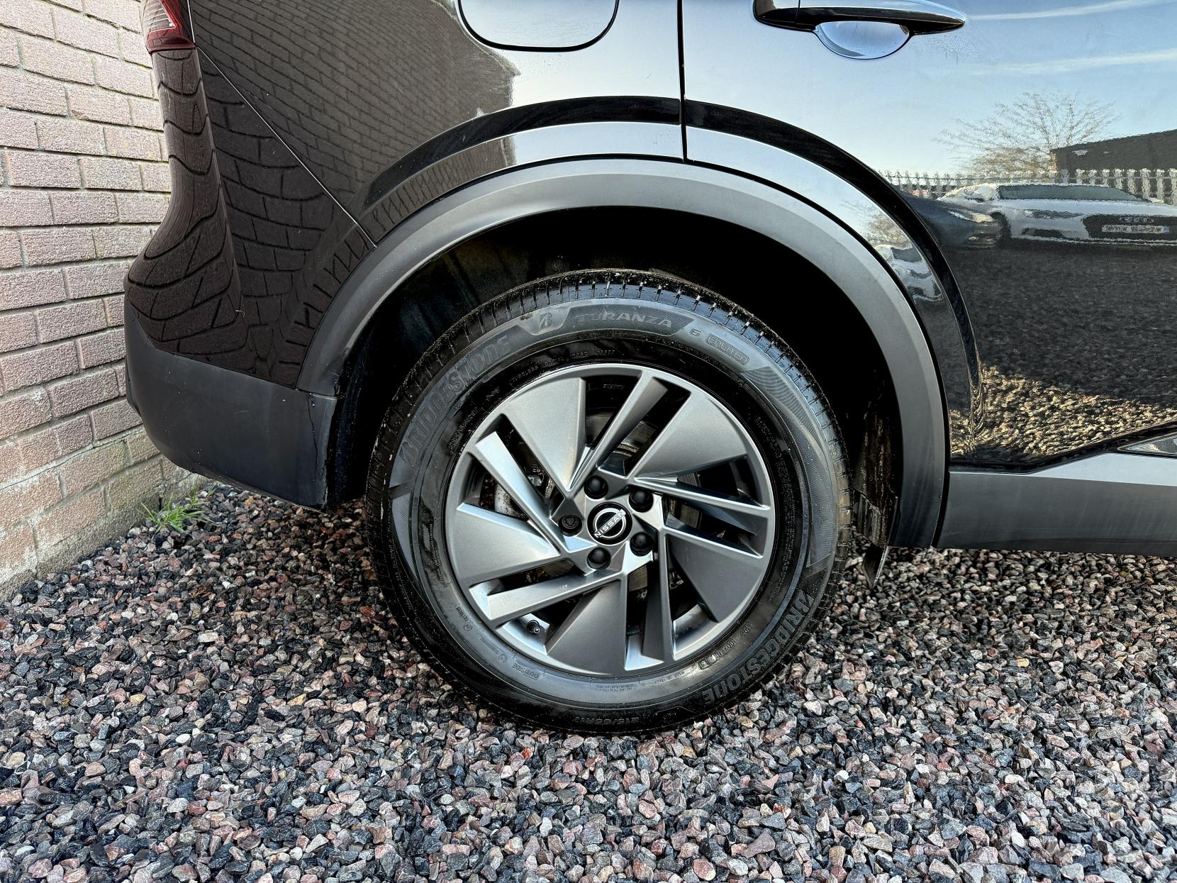 Nissan Qashqai 1.3 DIG-T MHEV Acenta Premium SUV 5dr Petrol Hybrid Manual Euro 6 (s/s) (140 ps)