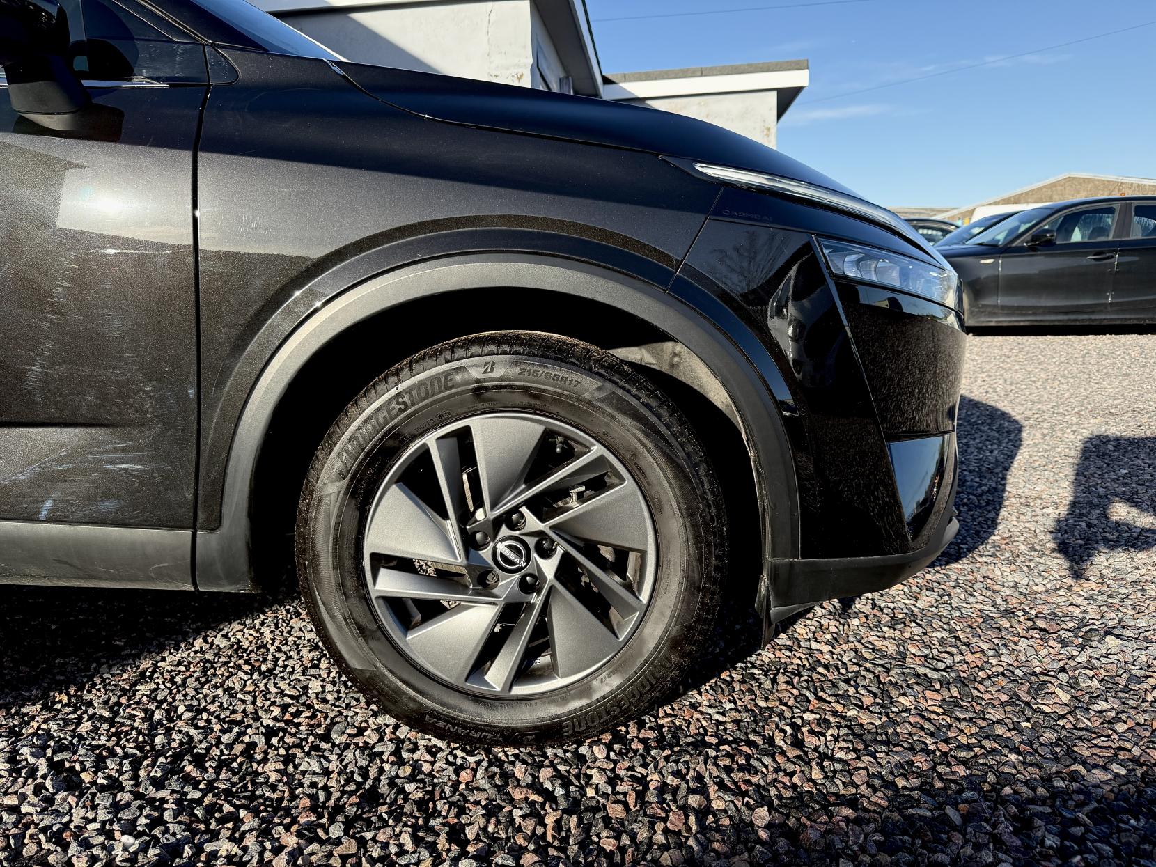 Nissan Qashqai 1.3 DIG-T MHEV Acenta Premium SUV 5dr Petrol Hybrid Manual Euro 6 (s/s) (140 ps)