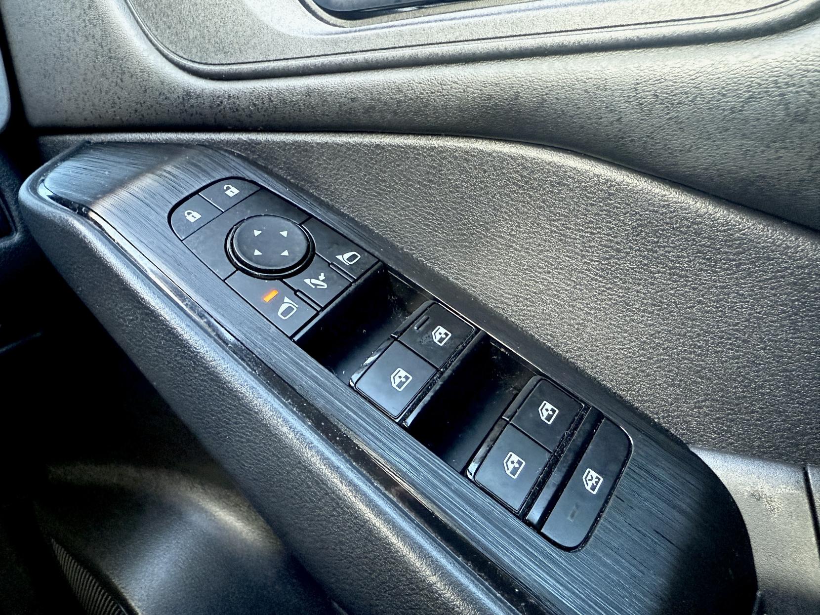 Nissan Qashqai 1.3 DIG-T MHEV Acenta Premium SUV 5dr Petrol Hybrid Manual Euro 6 (s/s) (140 ps)