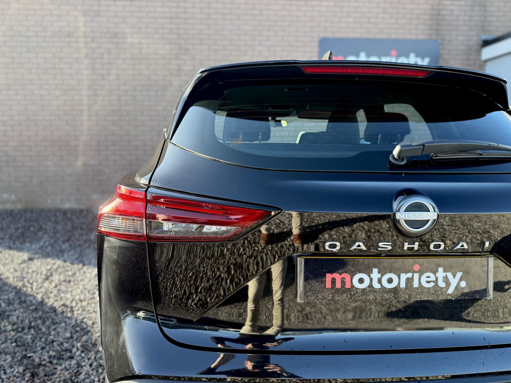 Nissan Qashqai 1.3 DIG-T MHEV Acenta Premium SUV 5dr Petrol Hybrid Manual Euro 6 (s/s) (140 ps)