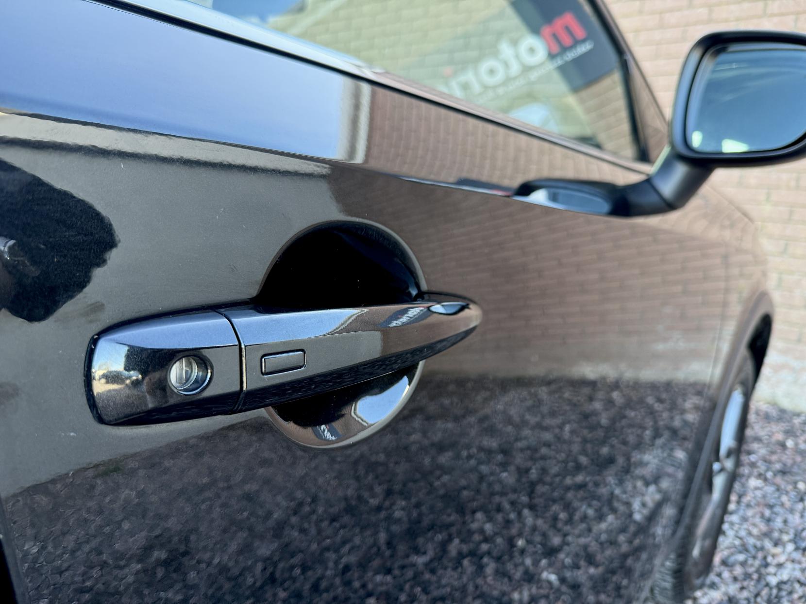 Nissan Qashqai 1.3 DIG-T MHEV Acenta Premium SUV 5dr Petrol Hybrid Manual Euro 6 (s/s) (140 ps)