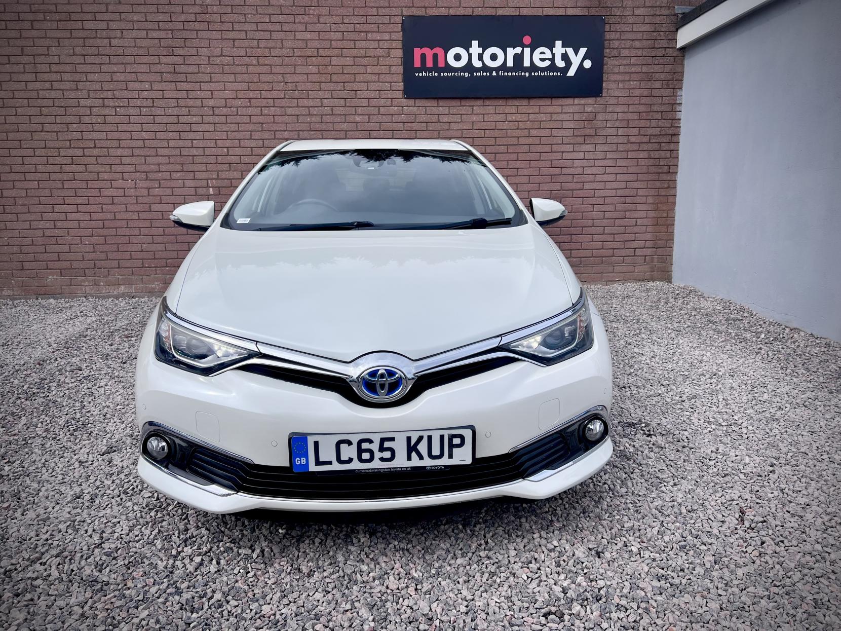 Toyota Auris 1.8 VVT-h Excel Hatchback 5dr Petrol Hybrid CVT Euro 6 (s/s) (Safety Sense) (136 ps)