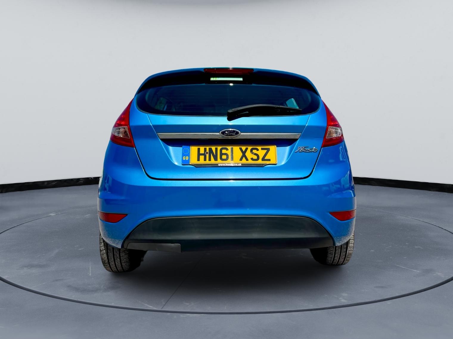 Ford Fiesta 1.25 Zetec Hatchback 5dr Petrol Manual (129 g/km, 81 bhp)
