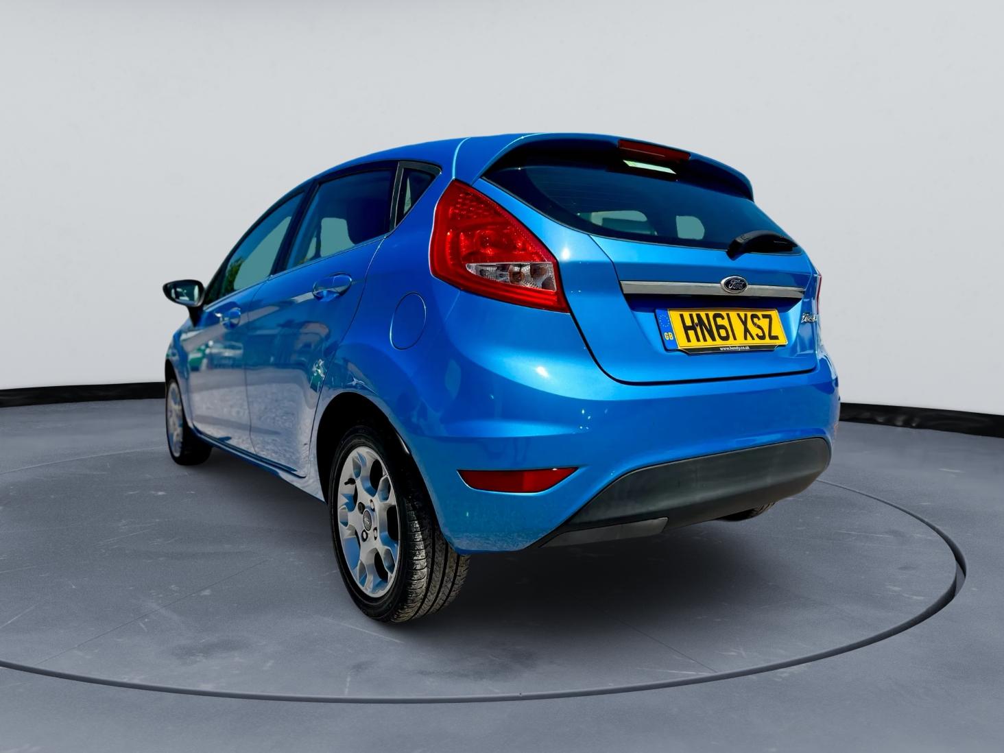 Ford Fiesta 1.25 Zetec Hatchback 5dr Petrol Manual (129 g/km, 81 bhp)