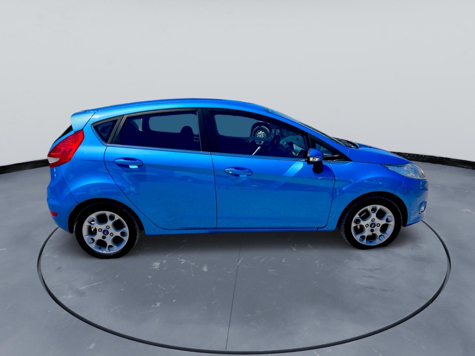 Ford Fiesta 1.25 Zetec Hatchback 5dr Petrol Manual (129 g/km, 81 bhp)