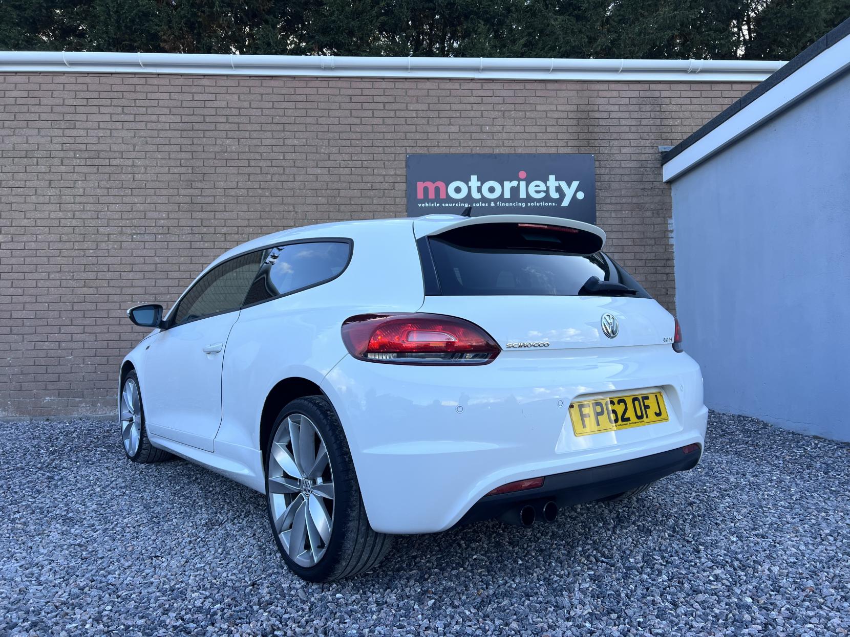 Volkswagen Scirocco 2.0 TSI R-Line Hatchback 3dr Petrol DSG Euro 5 (Leather, Nav) (210 ps)