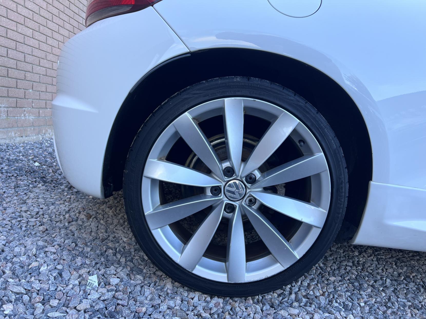 Volkswagen Scirocco 2.0 TSI R-Line Hatchback 3dr Petrol DSG Euro 5 (Leather, Nav) (210 ps)
