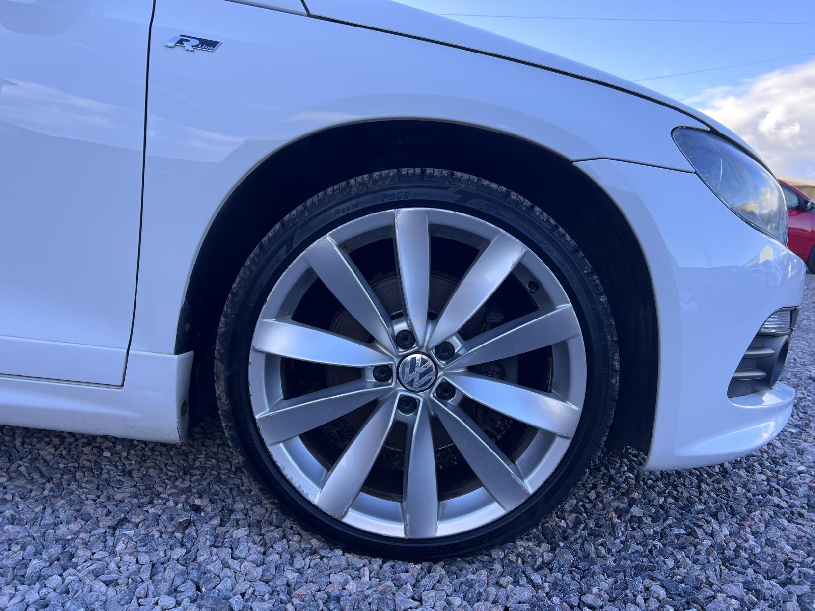 Volkswagen Scirocco 2.0 TSI R-Line Hatchback 3dr Petrol DSG Euro 5 (Leather, Nav) (210 ps)