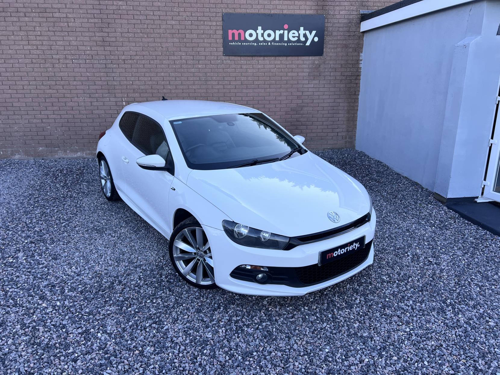 Volkswagen Scirocco 2.0 TSI R-Line Hatchback 3dr Petrol DSG Euro 5 (Leather, Nav) (210 ps)