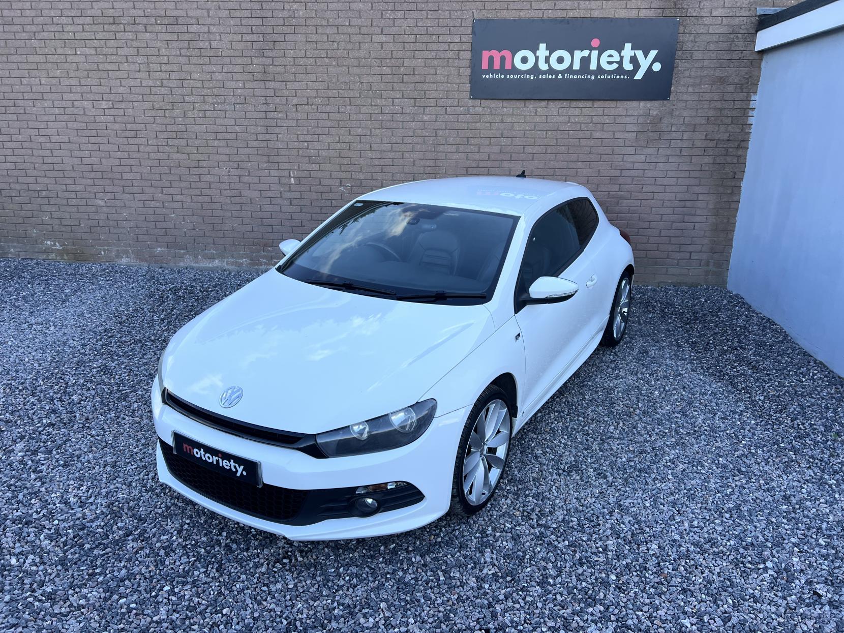 Volkswagen Scirocco 2.0 TSI R-Line Hatchback 3dr Petrol DSG Euro 5 (Leather, Nav) (210 ps)
