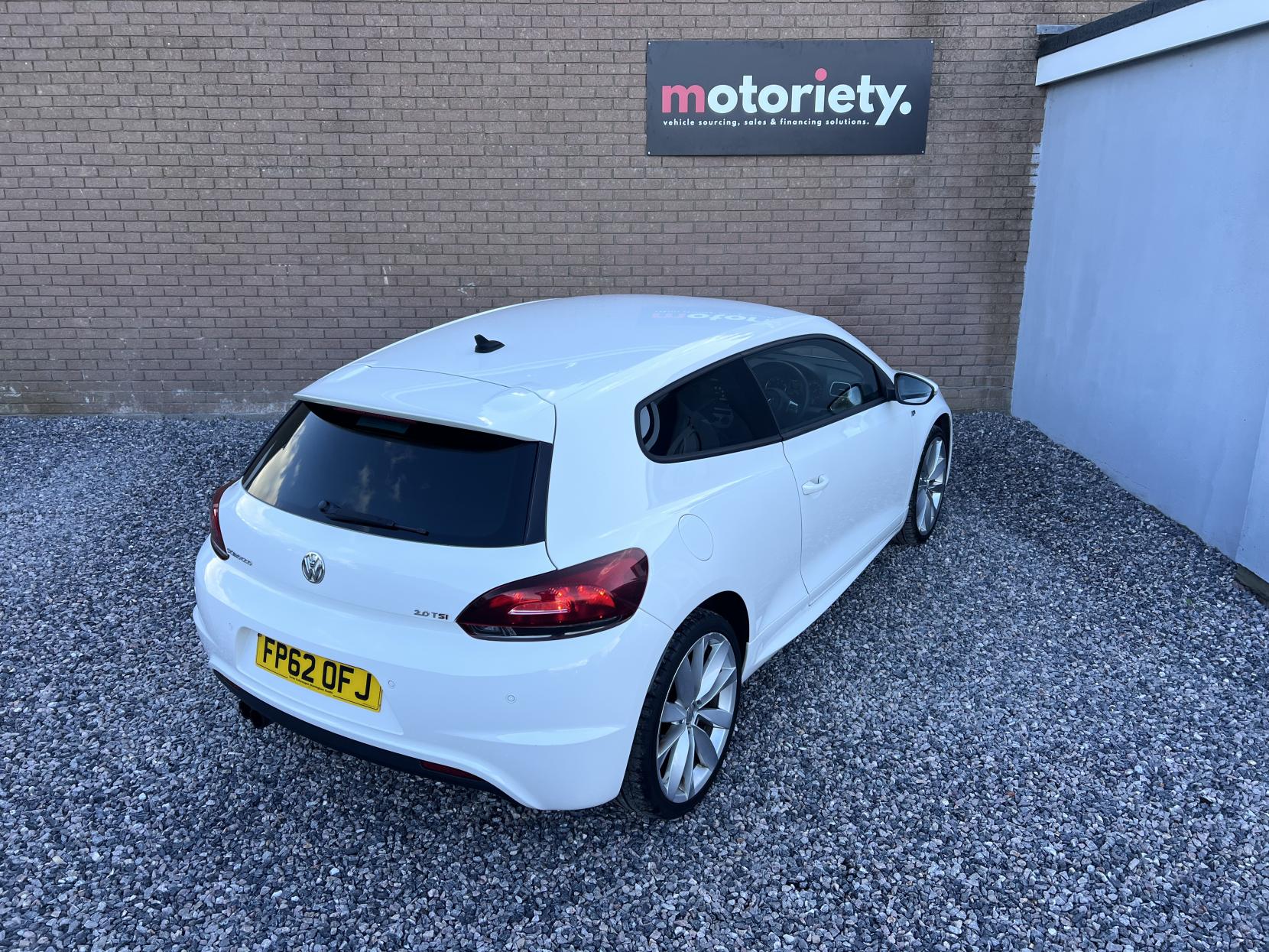 Volkswagen Scirocco 2.0 TSI R-Line Hatchback 3dr Petrol DSG Euro 5 (Leather, Nav) (210 ps)