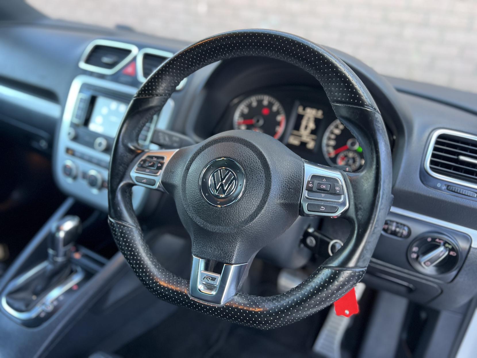 Volkswagen Scirocco 2.0 TSI R-Line Hatchback 3dr Petrol DSG Euro 5 (Leather, Nav) (210 ps)